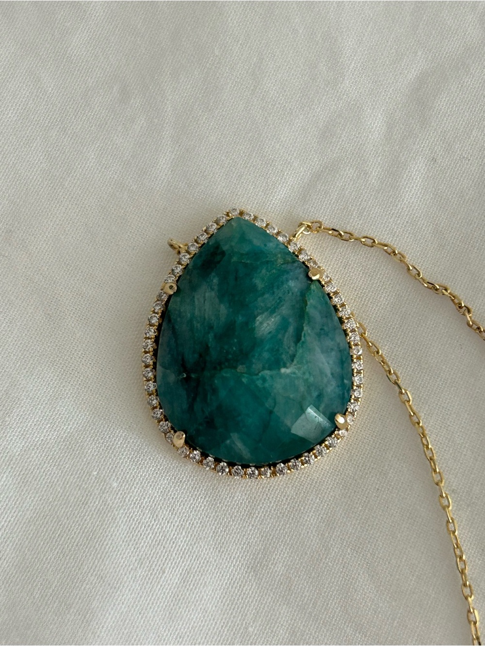 Gemstone gold necklace